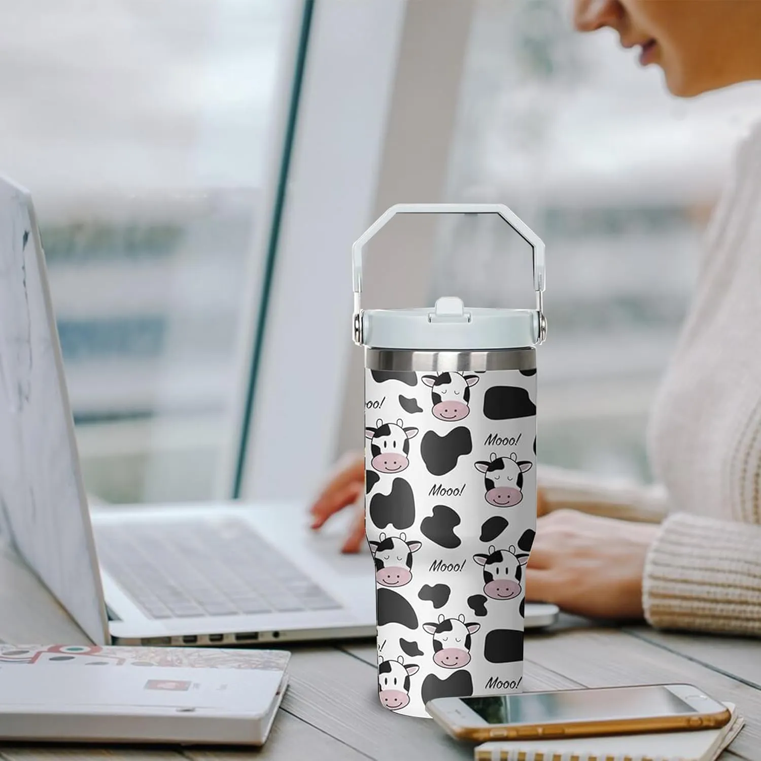 30 oz Cow Travel Tumbler with Handle and Flip Straw, Stainless Steel Insulated Cup with Lid and Straw,Travel Coffee Mug Water Bottle,Christmas Birthday Mothers Day Gifts for Women Animal Lovers