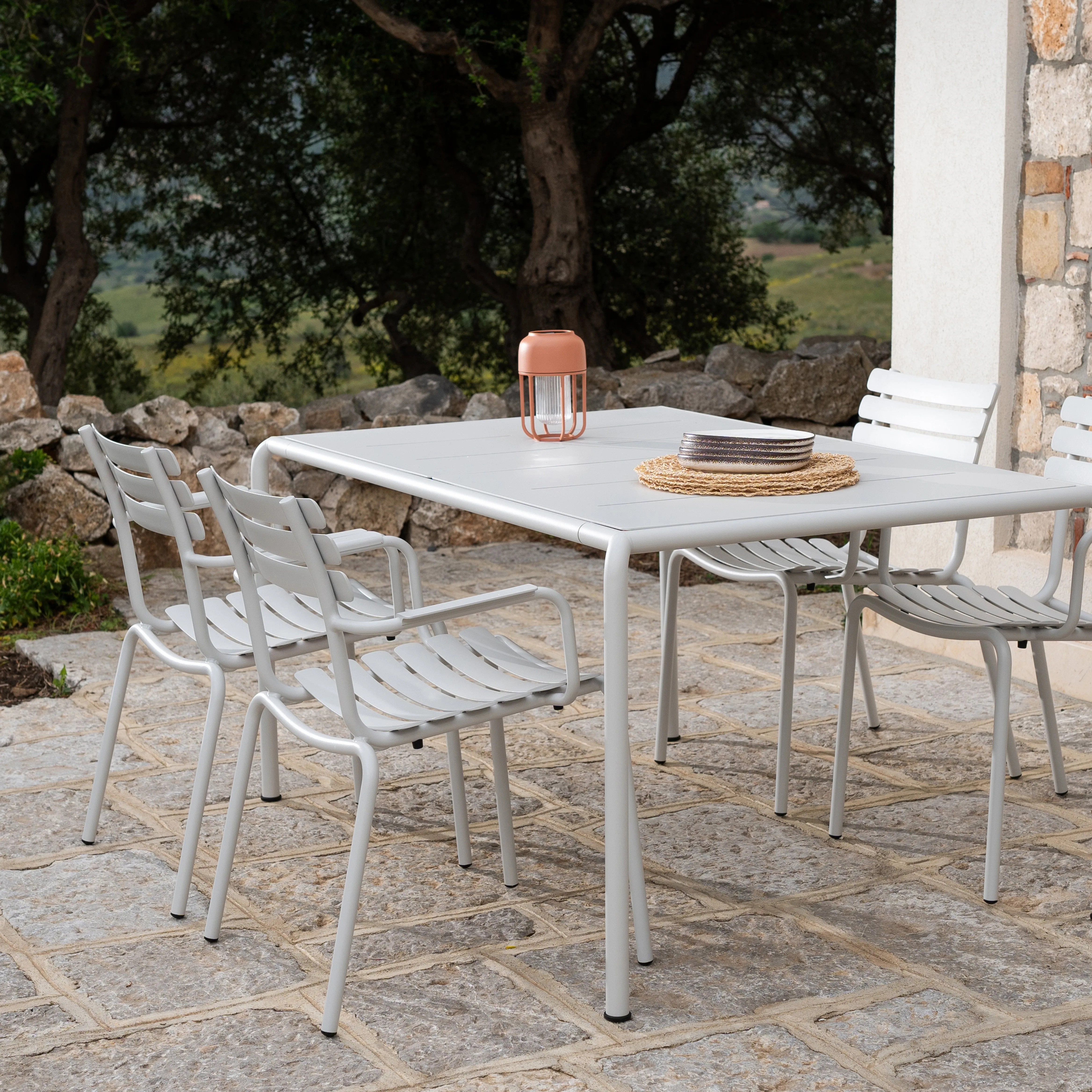 ALUA Outdoor Armchair