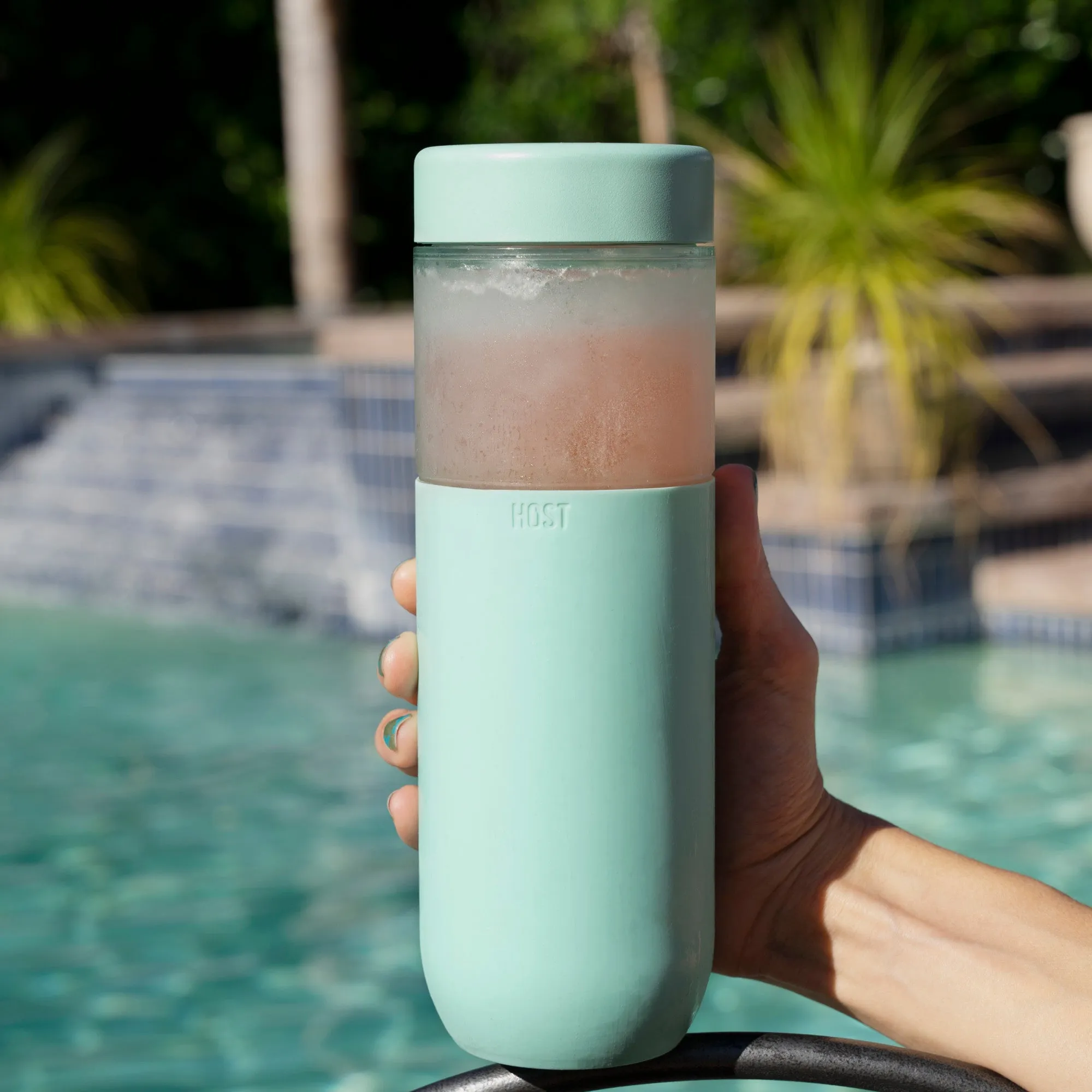 Freeze™ bottle in mint by host®