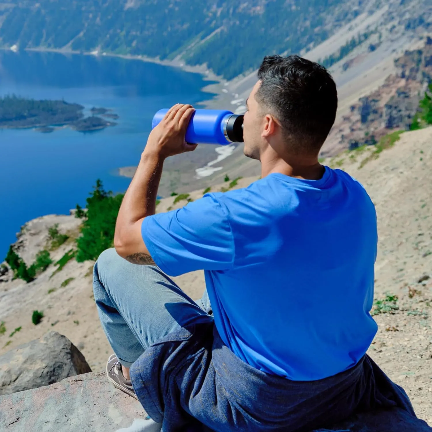 HYDRO FLASK Wide Mouth Chug Cap vacuum insulated stainless steel water bottle with leakproof closeable lid for cold water drinks, sports, travel, car and school