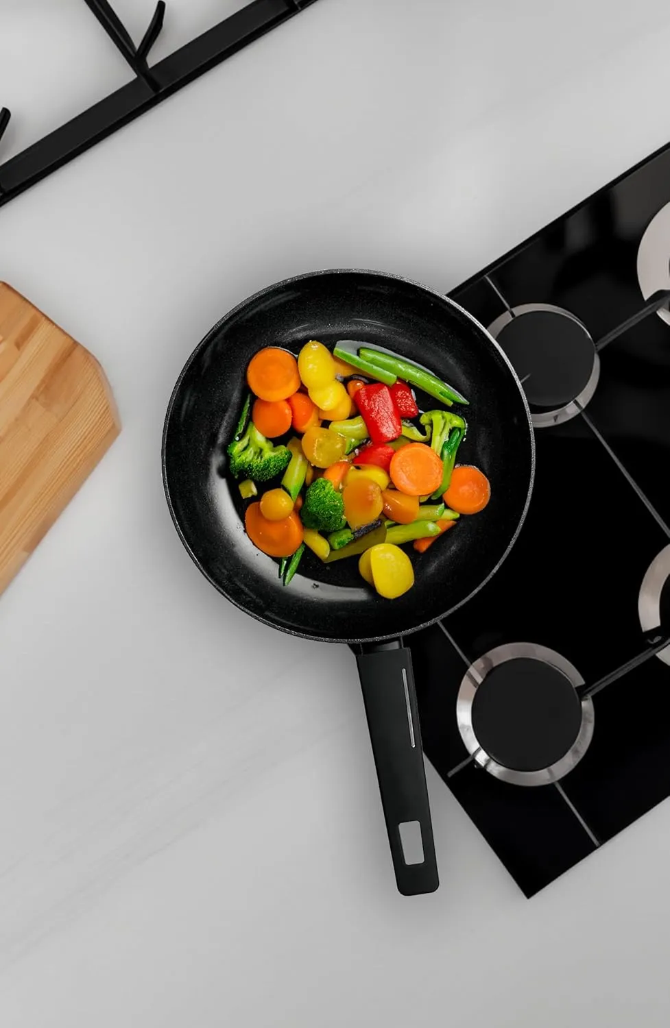 IKO Black Label Ceramic Skillet Non-Stick Frying pan, Kitchen Pots and Pans Cookware, Eco Friendly and Dishwasher Safe, 100% Free of PFAS/PTFE/PFOA/LEAD/CADMIUM (Silver, 9.5 Inch)