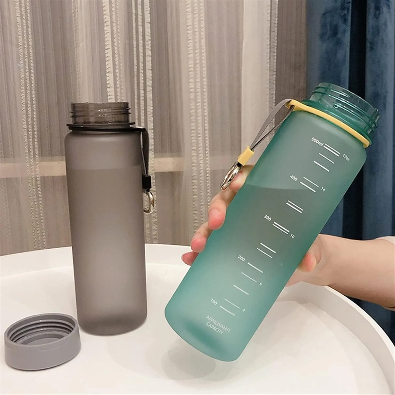 kettles Matte Texture Water Bottles with Portable Rope,Wide Mouth,Sports Bottle With Time Marker,Plastic Large Cups-Leak Proof Fitness canteen(B)