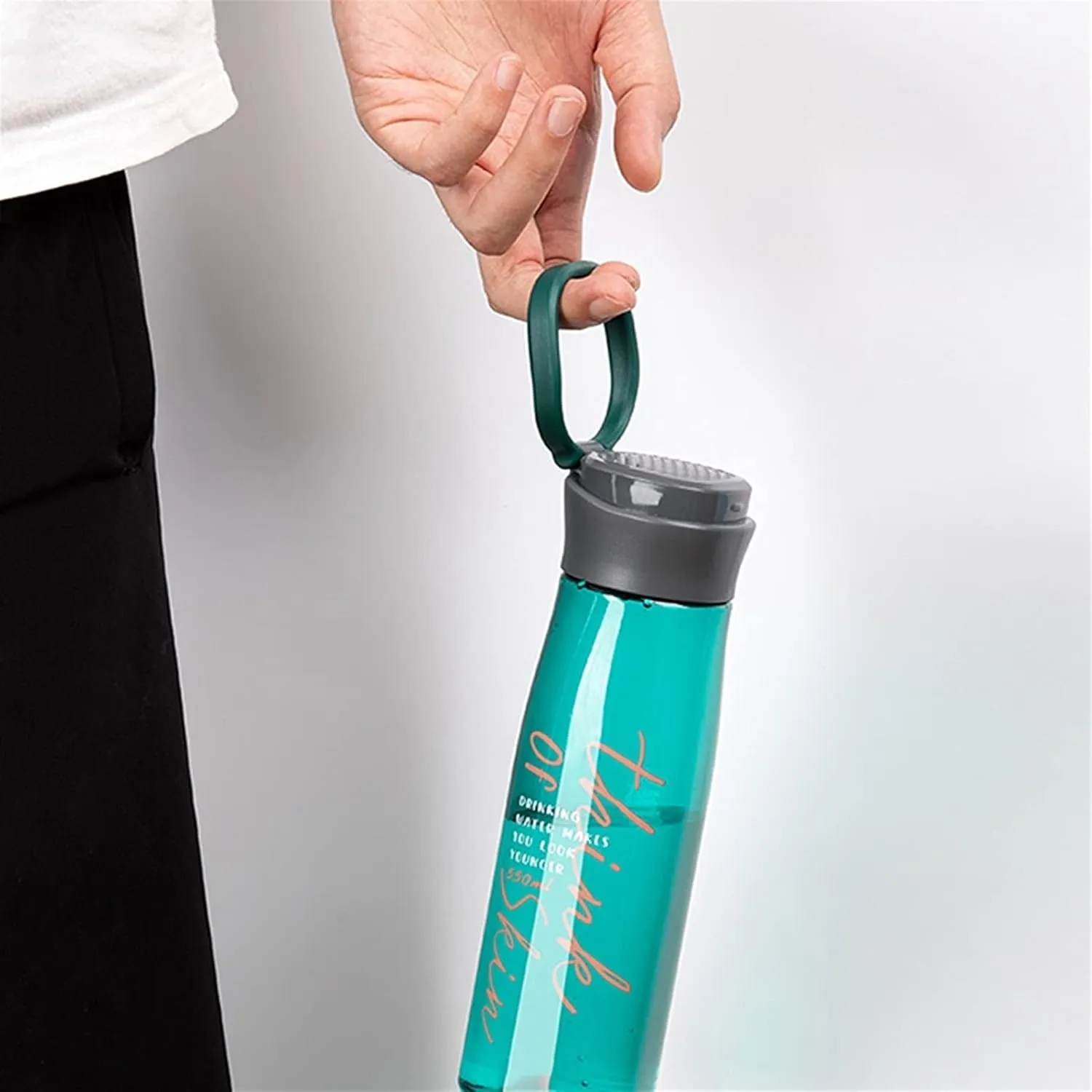 kettles Plastic Portable Simple Water Bottles,Leapproof Sealed Sports Bottle with Wide Mouth,Large Capacity,Sealed Lid,Outdoor use canteen(A,Medium)