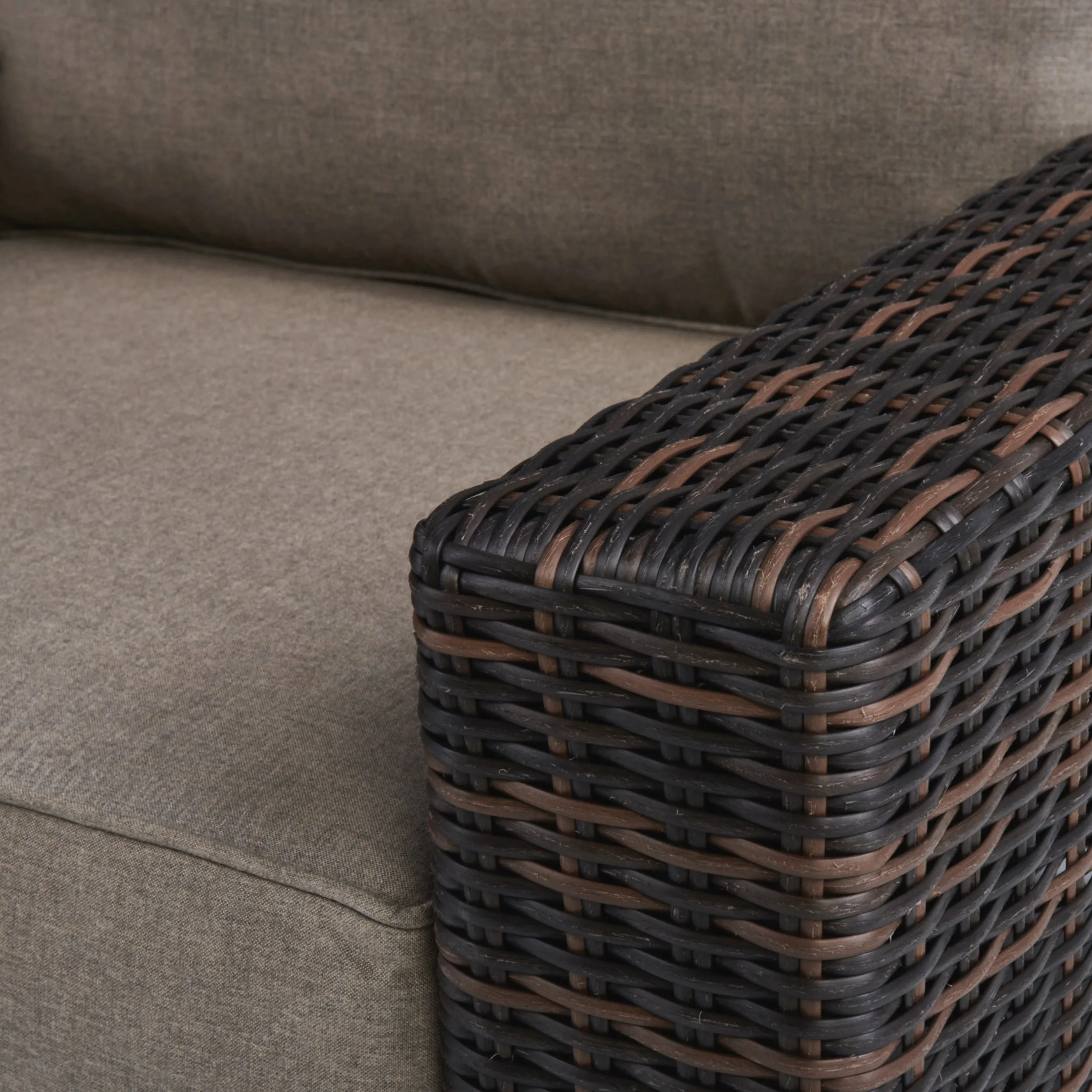 Langdon Outdoor Fixed Chair