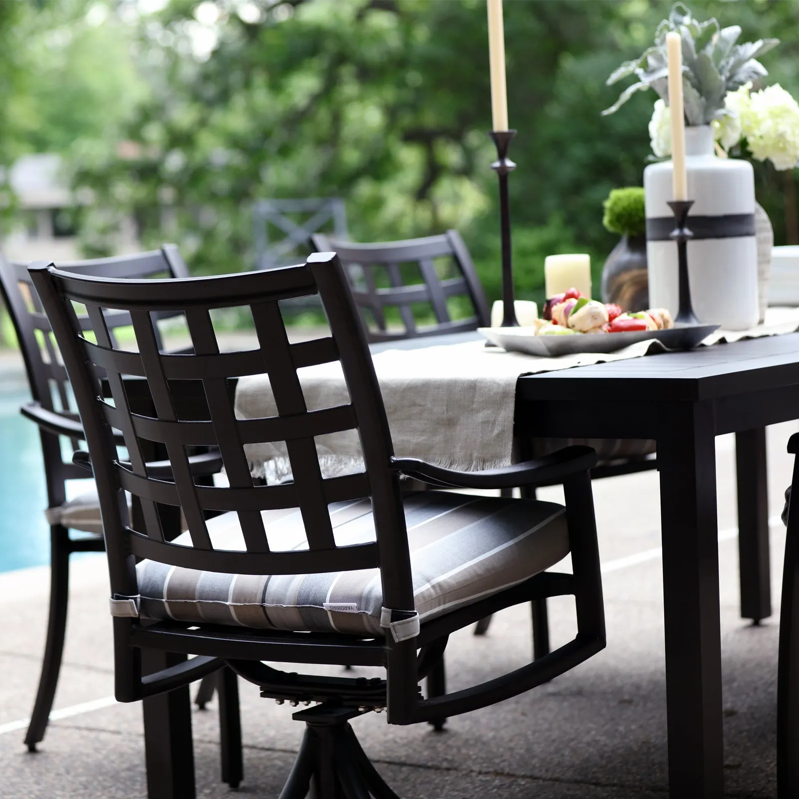 Lily Outdoor Dining Swivel Chair