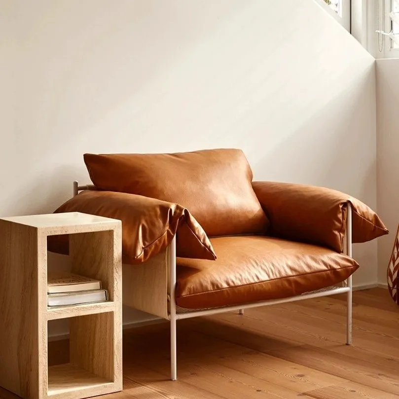 LUKE Modern Lounge Chair