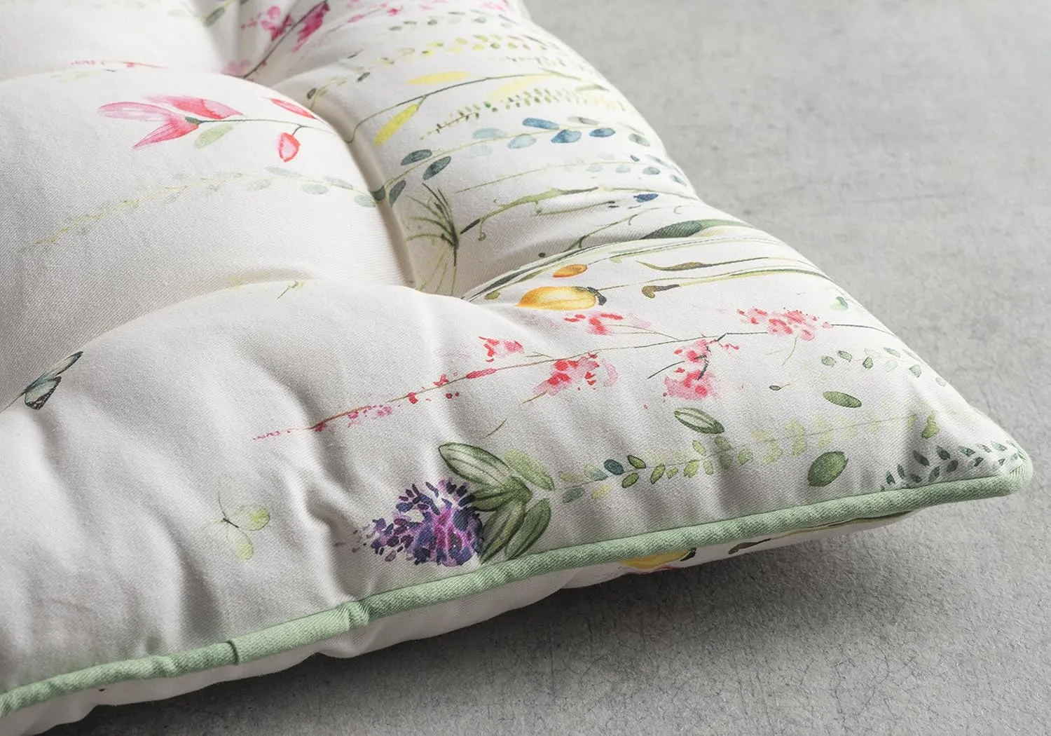 Maison d' Hermine Chairpads 100% Cotton Set of 2 Polyester Filling Cushion/Pillow Decorative Chair Pads with Ties for Kitchen, Party, Home & Camping, Botanical Fresh, Placed - Spring/Summer (16"x16")