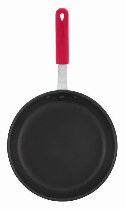 Majestic- AFP Series Non-Stick Aluminum Fry Pan with Sleeve by Winco