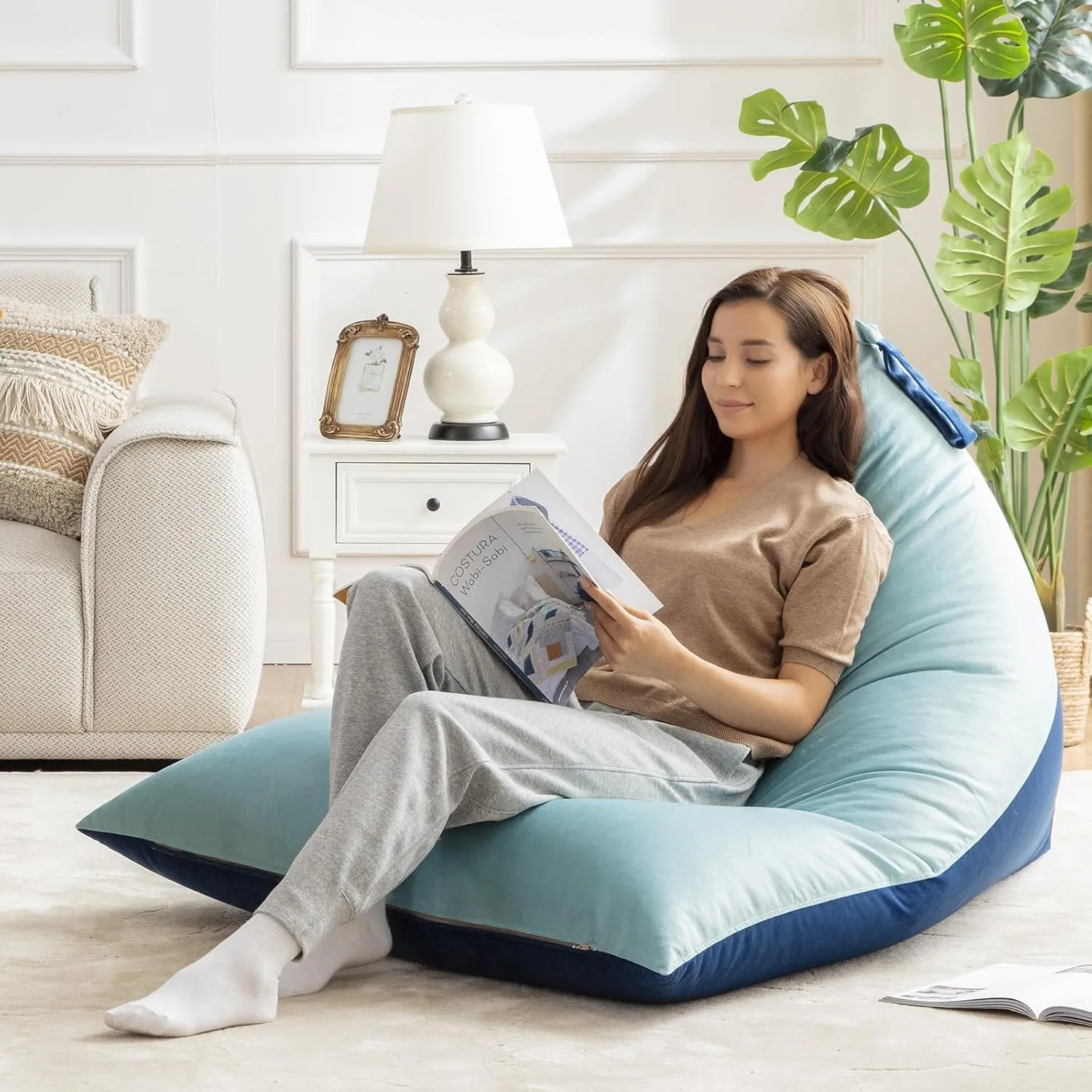 Nobildonna 4ft Bean Bag Chair Cover (No Filler) for Adults, 400L Extra Large Premium Velvet Beanbag Chair Cover, Washable Beanbag Without Filling Ultra Soft Triangular Lazy Sofa Cover (Cyan Blue)