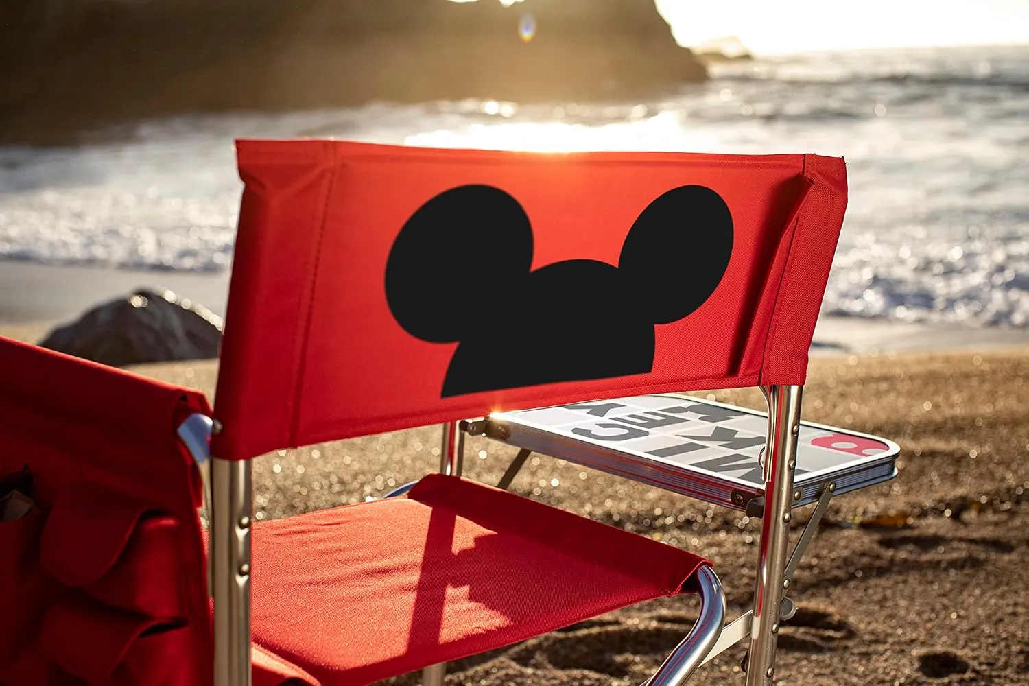 ONIVA - a Picnic Time brand - Disney Mickey Mouse Sports Chair with Side Table, Beach Chair, Camp Chair for Adults, (Red)