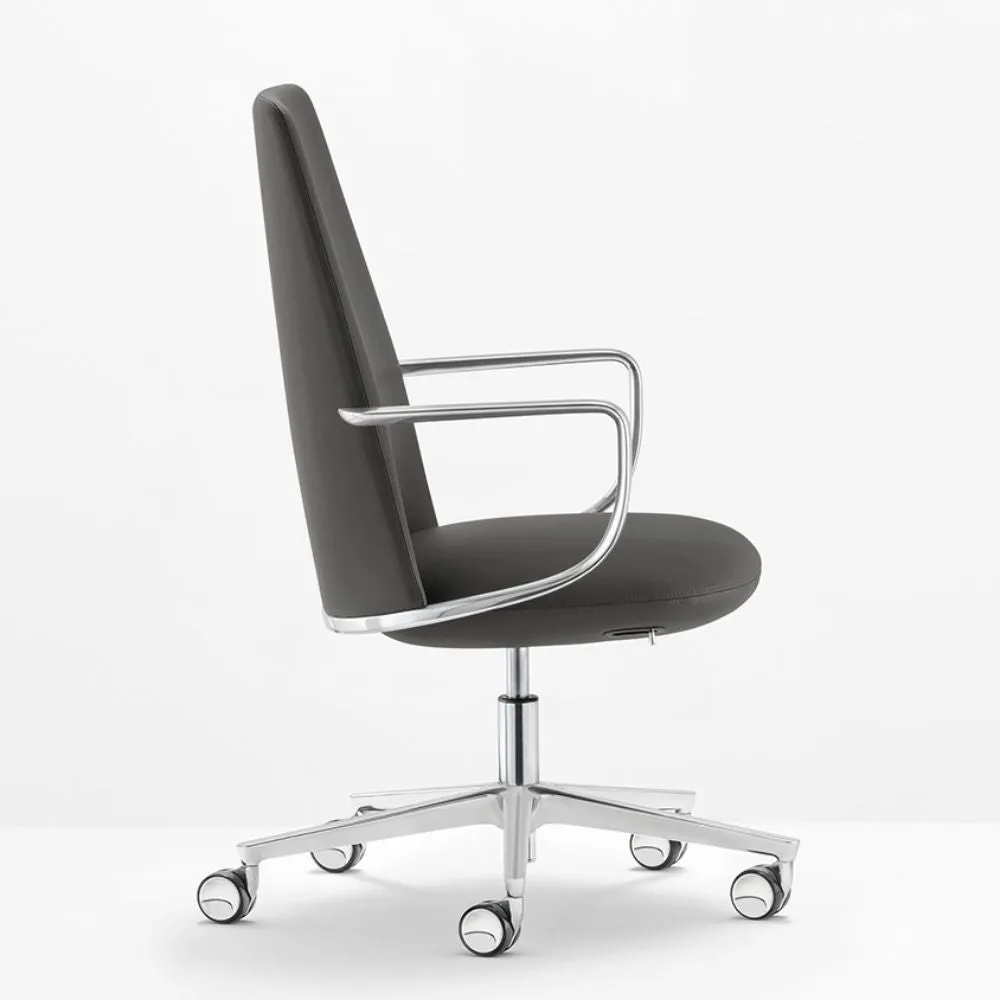 Pedrali Elinor 3755 padded swivel chair with armrests