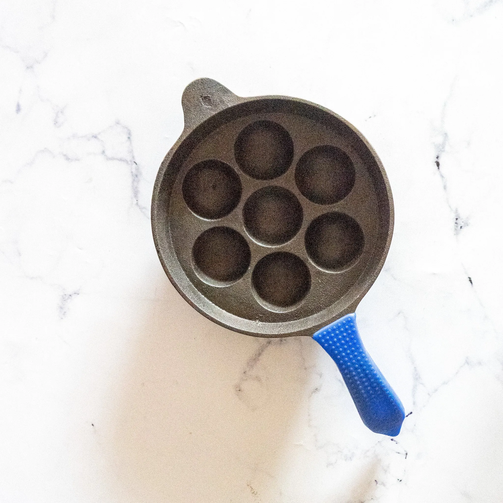 Pre-Seasoned Cast Iron Appam/Paniyaram/Paddu Maker, 7 Pit