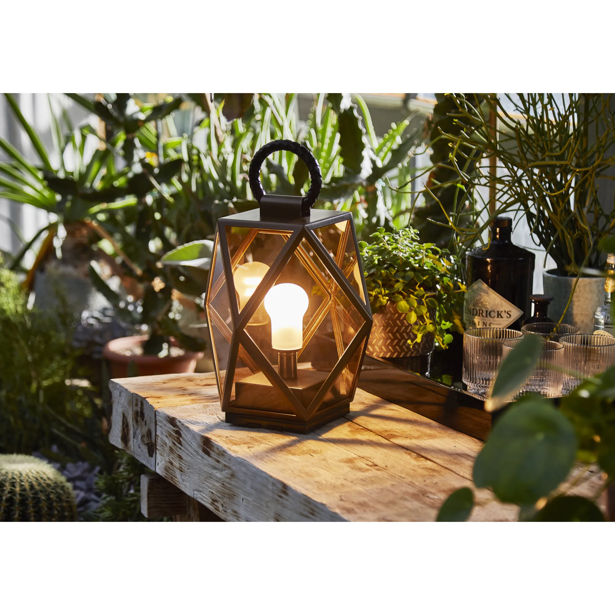 Rechargeable Amber Outdoor Lantern | Contardi Muse