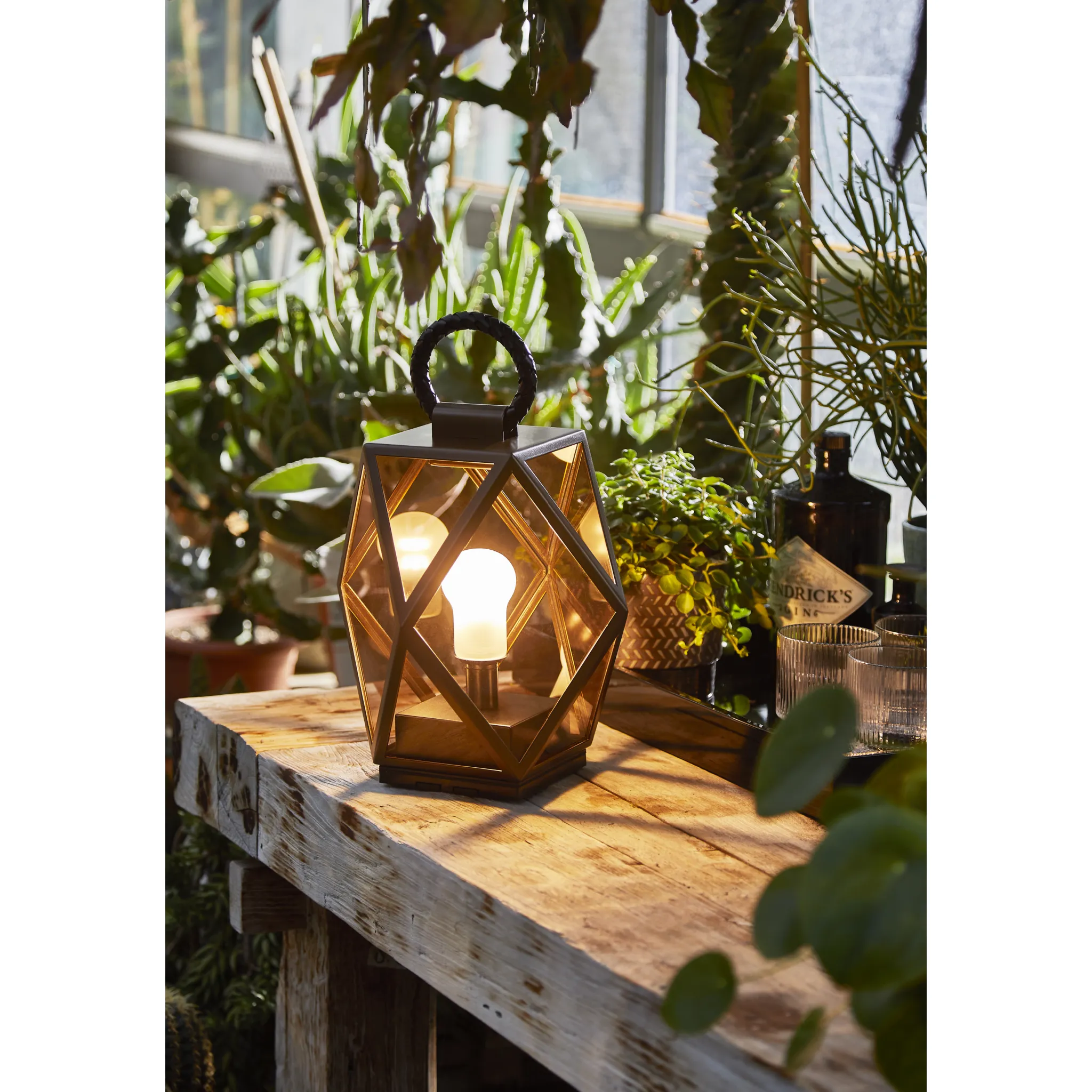 Rechargeable Amber Outdoor Lantern | Contardi Muse