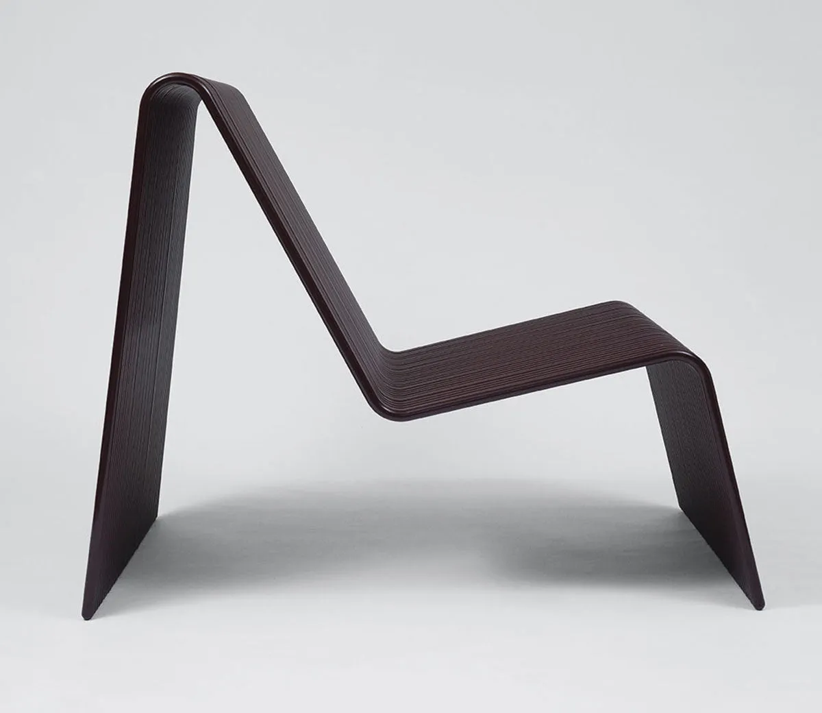 Ribbon lounge chair
