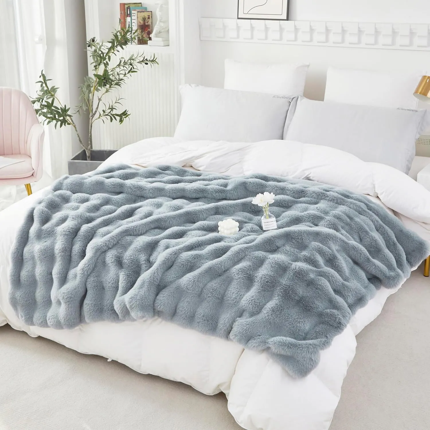 RYNGHIPY Faux Fur Throw Blanket, Double Side Thick and Warm for Couch, Plush Fluffy Faux Rabbit Fur Decoration for Sofa, Chair and Bed, Grey Winter Blanket (Grey, 51''x63'')
