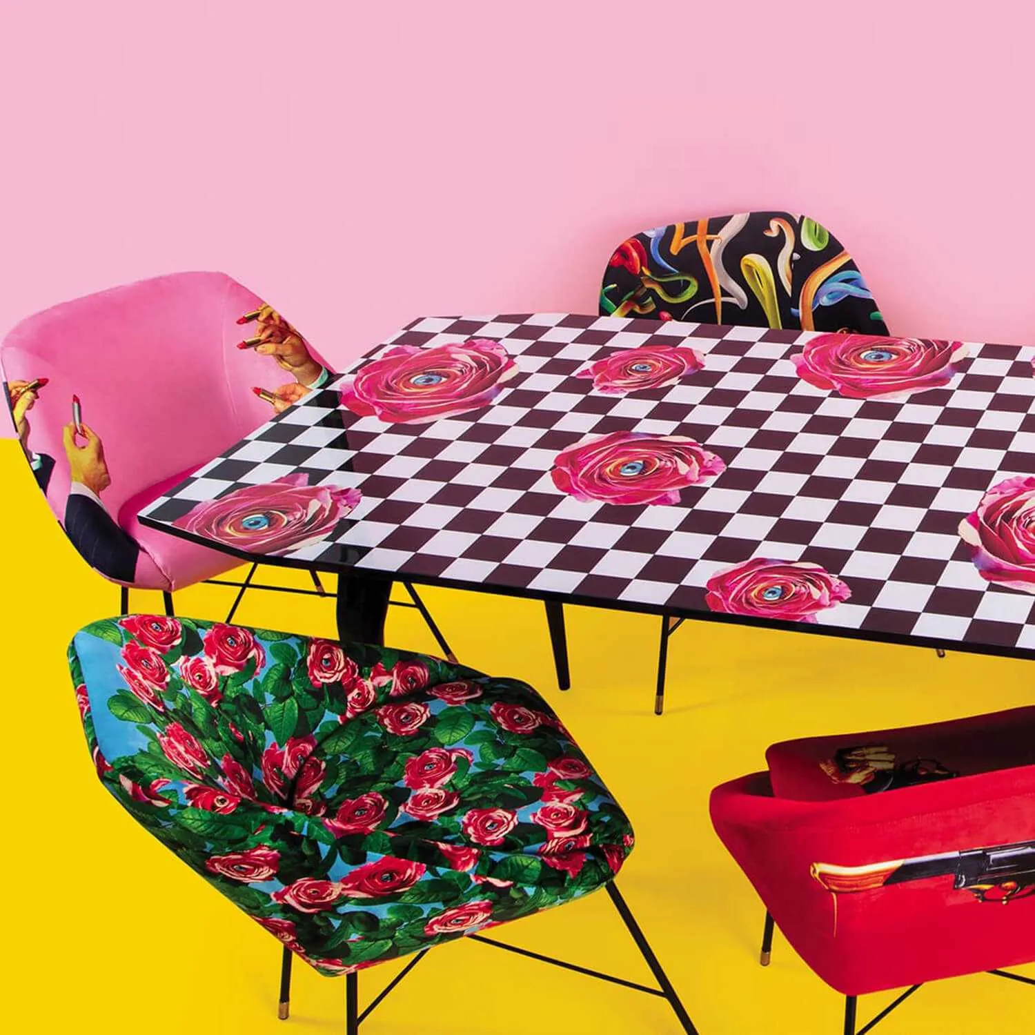 Seletti Toiletpaper Padded Chair Pink Lipsticks