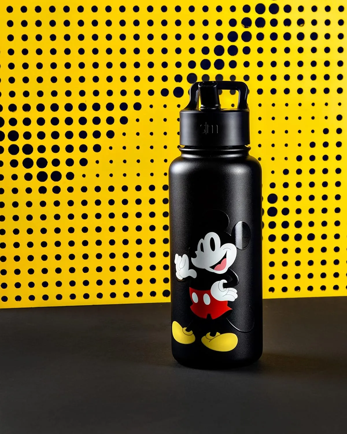 Simple Modern Disney Mickey Mouse Water Bottle with Straw Lid Vacuum Insulated Stainless Steel Metal Thermos | Gifts Reusable Leak Proof Flask for Gym Travel | Summit Collection | 32oz It's Me, Mickey