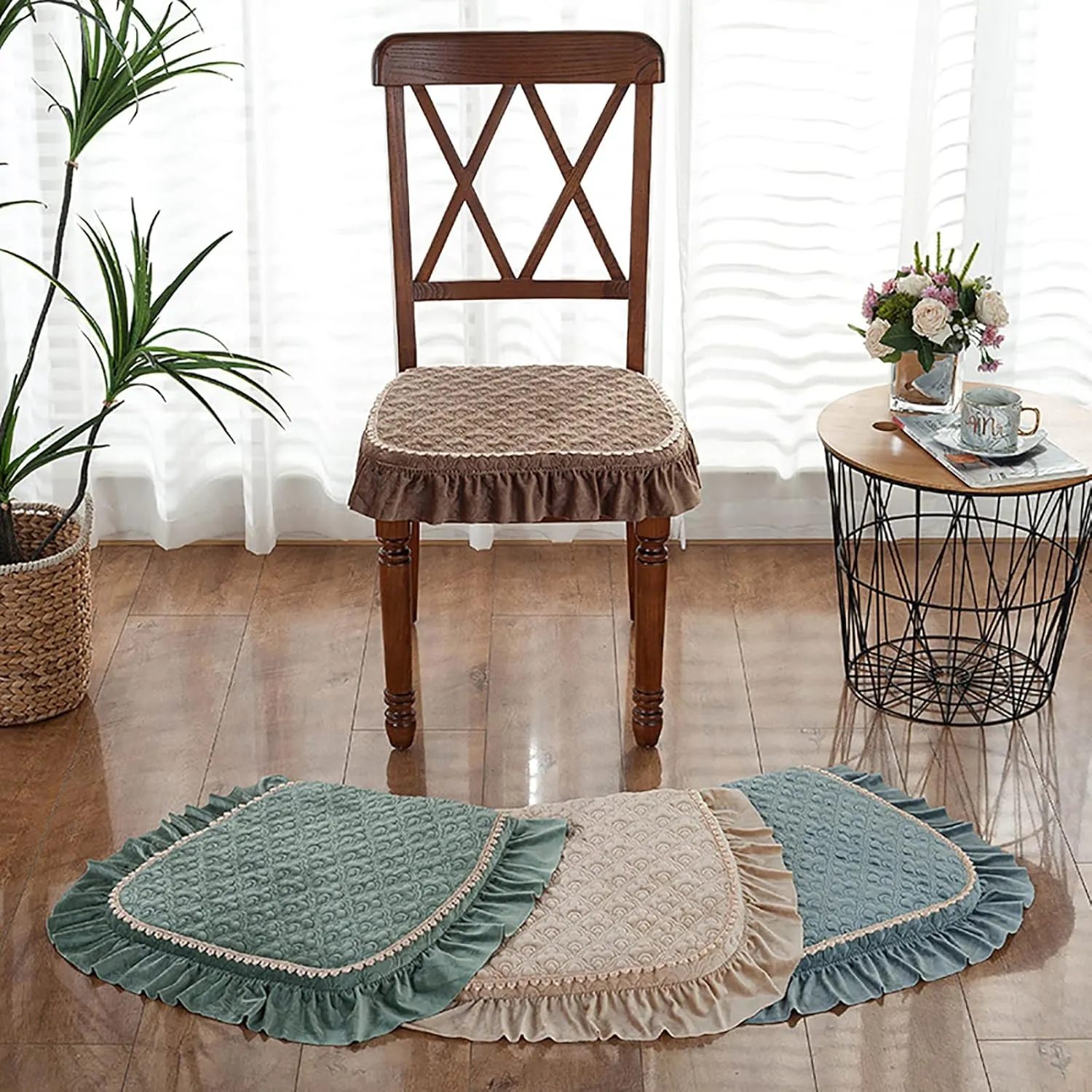 Yizc Lace Ruffle Chair Cushion,Non Slip European Seat Cushion Square Thicken Chair Pad with Ties,Luxury Decorative Chair Cover for Dining Chair Office Chairs-Green 43x45cm(17x18inch)